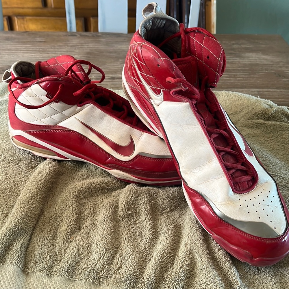 Nike Men's Baseball Cleats size 15